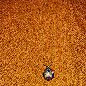 Colourful yet classy gold coloured necklace.